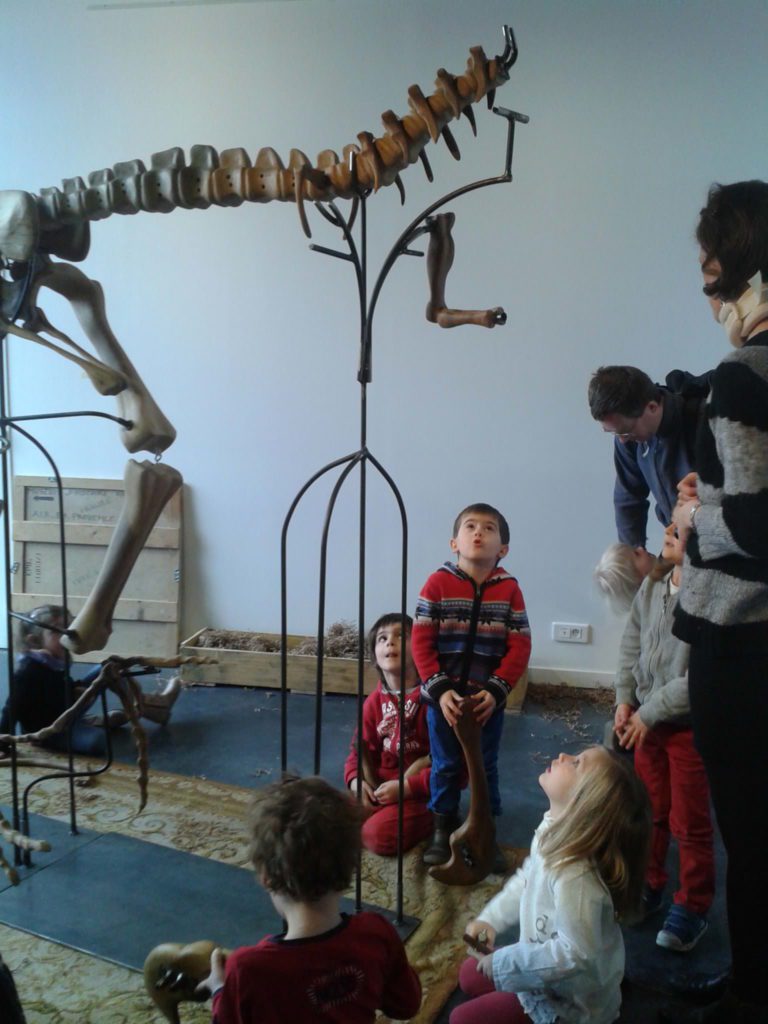 Atelier fabrique des savoirs pour les enfants